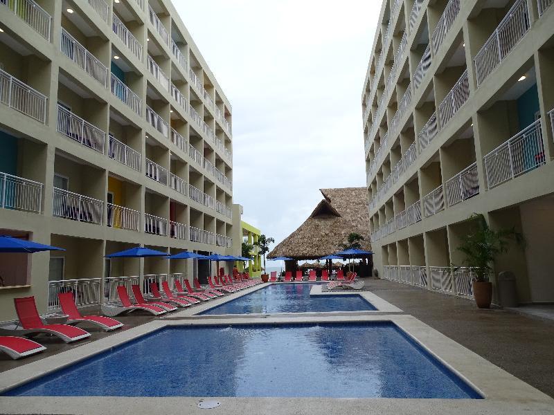 Decameron Isla Coral Guayabitos, Ramada All-Inclusive Resort リンコン・デ・グアヤビトス エクステリア 写真