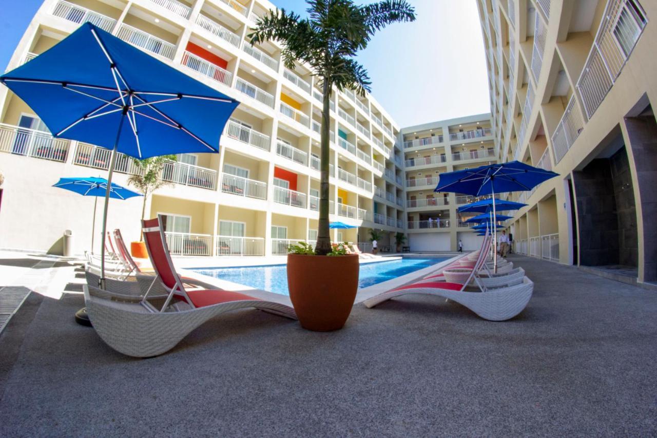 Decameron Isla Coral Guayabitos, Ramada All-Inclusive Resort リンコン・デ・グアヤビトス エクステリア 写真